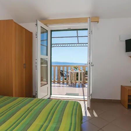 Cozy In Omis With House Sea View